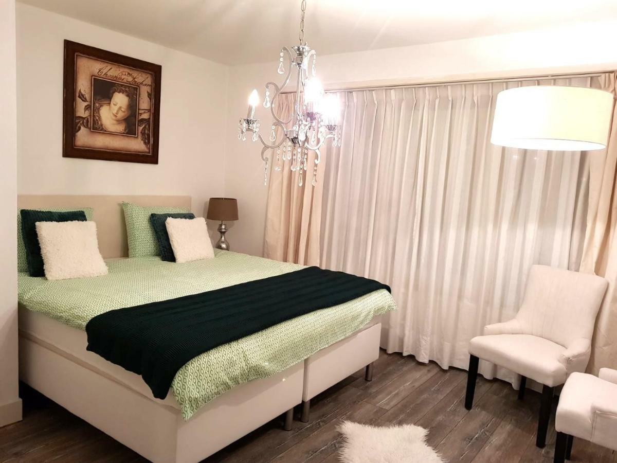 Beijerse Inn Nieuw-Beijerland Екстериор снимка